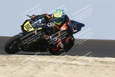 media/Sep-05-2025-CRA (Fri) [[b1fe00145a]]/10am (Inside Turn 2)/